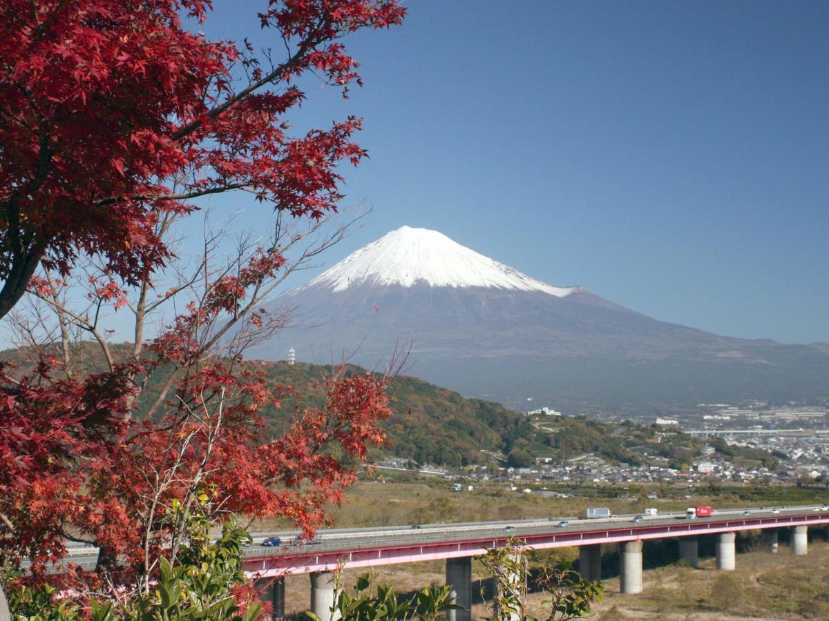 פוג'י Fuji-Shi Business Hotel Furuiya Ryokan מראה חיצוני תמונה