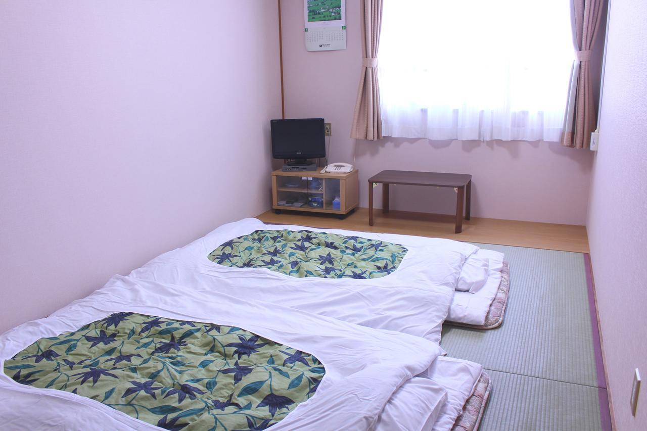 פוג'י Fuji-Shi Business Hotel Furuiya Ryokan מראה חיצוני תמונה