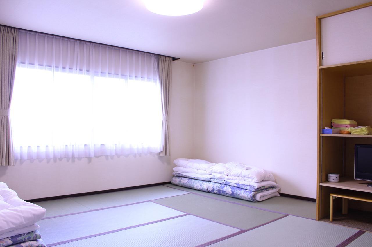 פוג'י Fuji-Shi Business Hotel Furuiya Ryokan מראה חיצוני תמונה